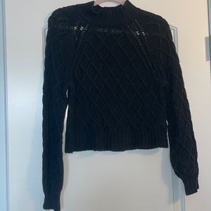 American Eagle black mock neck turtle neck sweater. Cropped and size S